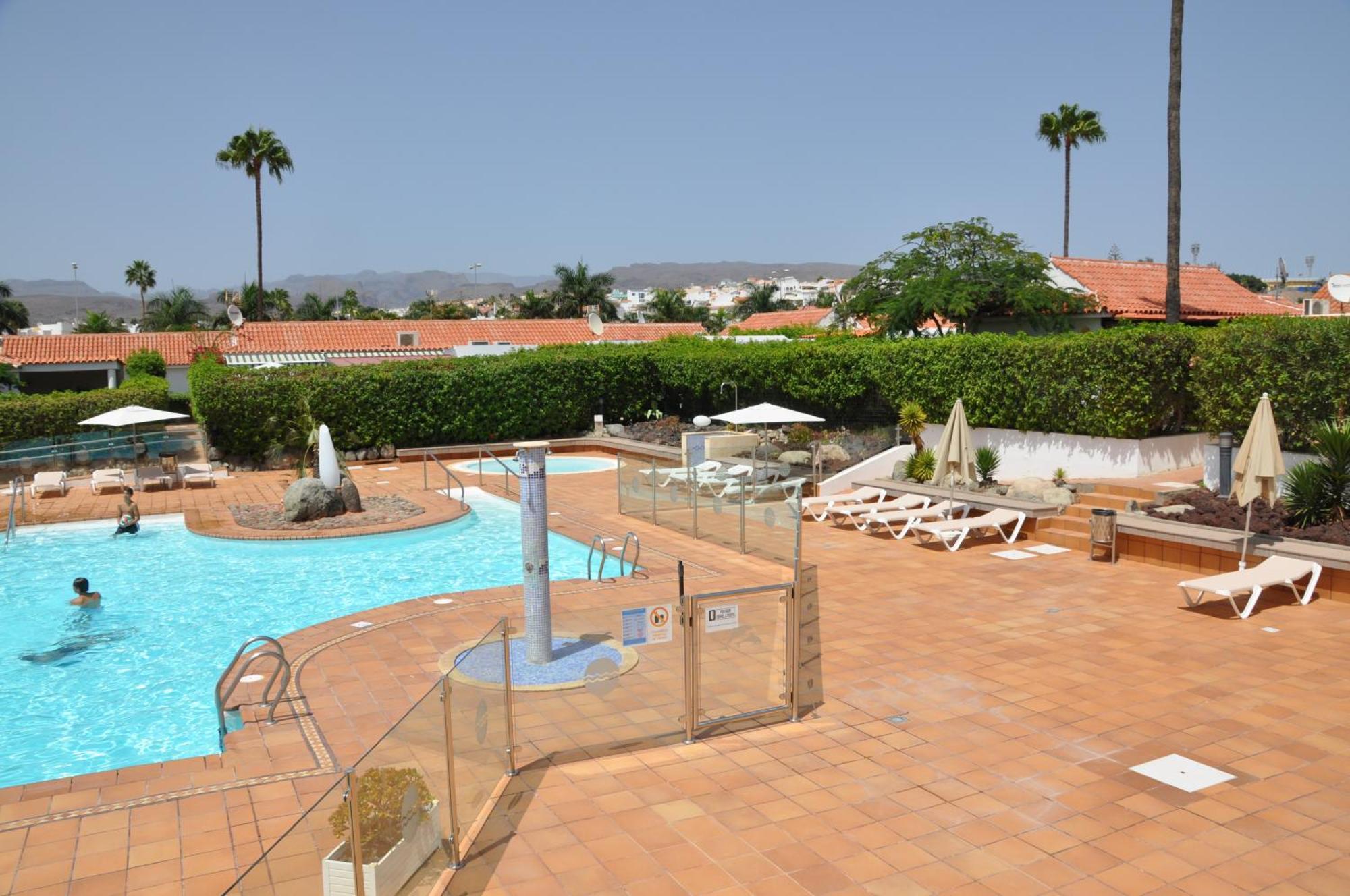 מספאלומס Serenity Garden מראה חיצוני תמונה