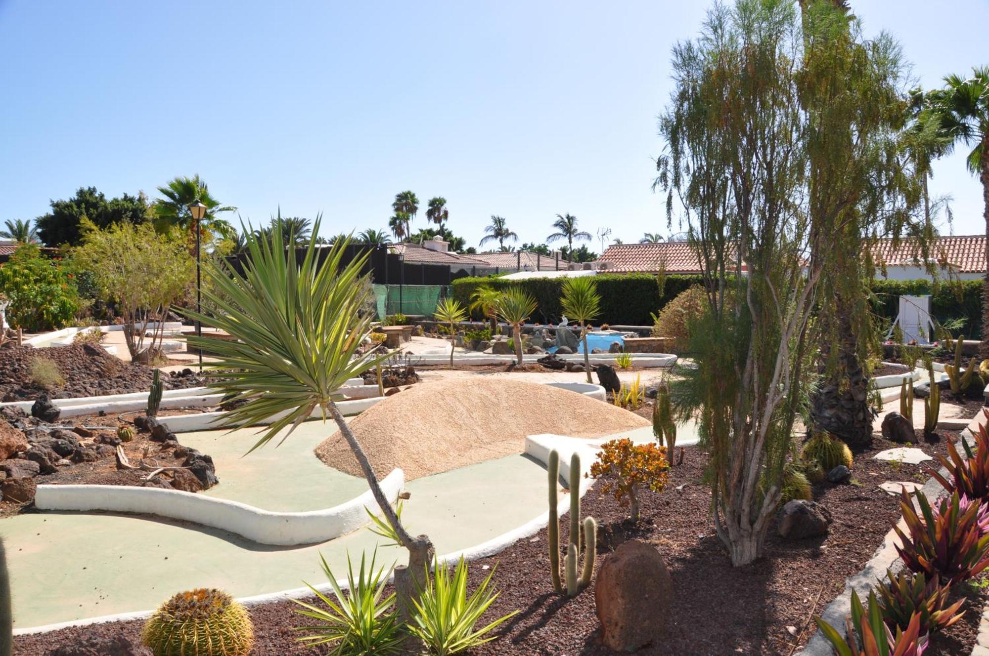 מספאלומס Serenity Garden מראה חיצוני תמונה