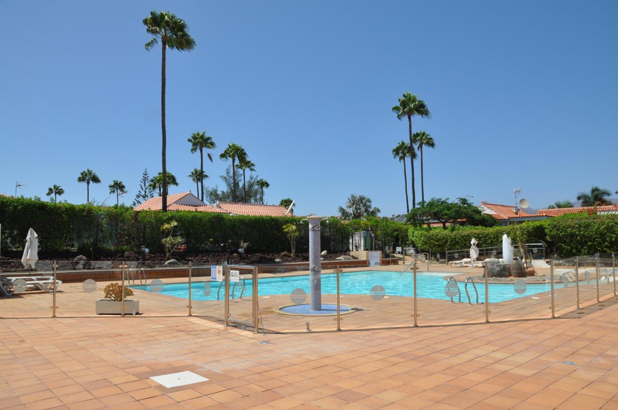 מספאלומס Serenity Garden מראה חיצוני תמונה